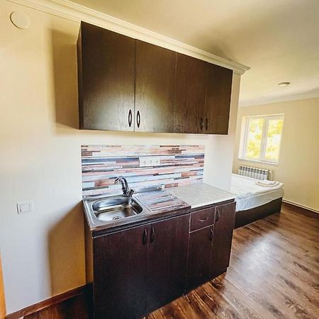 Apartaments Tsaghkadzor Hrazdan エクステリア 写真
