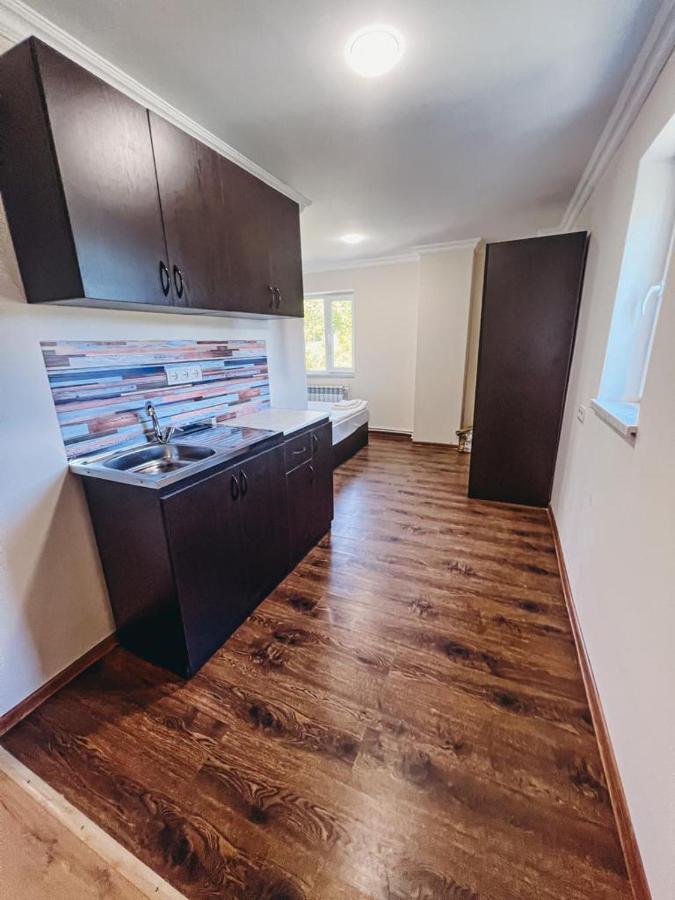 Apartaments Tsaghkadzor Hrazdan エクステリア 写真