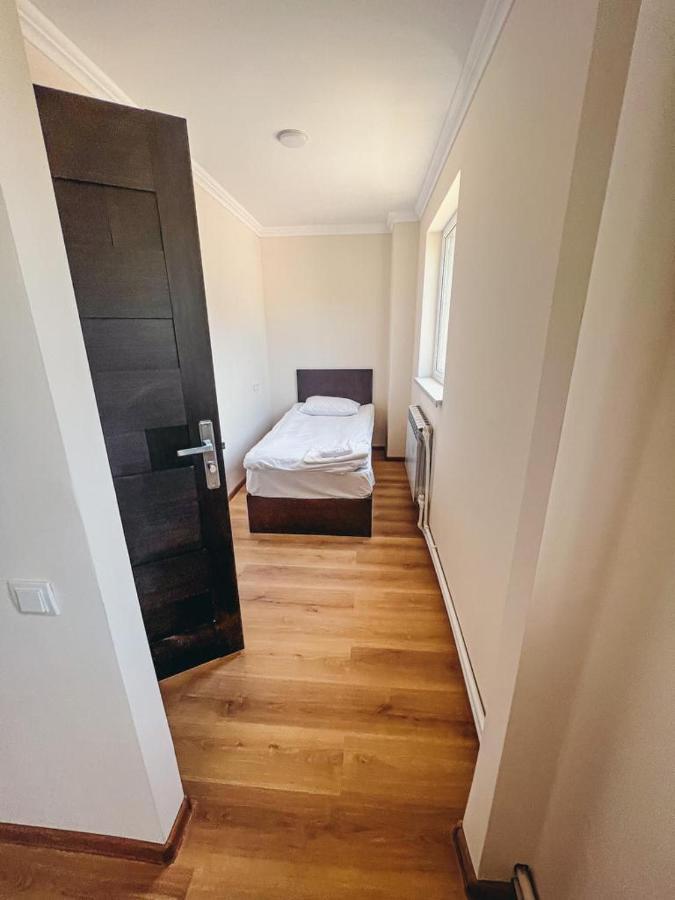 Apartaments Tsaghkadzor Hrazdan エクステリア 写真