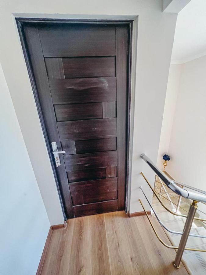 Apartaments Tsaghkadzor Hrazdan エクステリア 写真