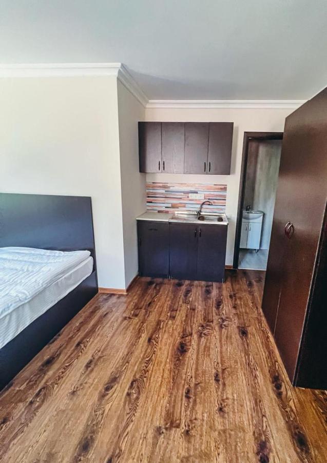 Apartaments Tsaghkadzor Hrazdan エクステリア 写真